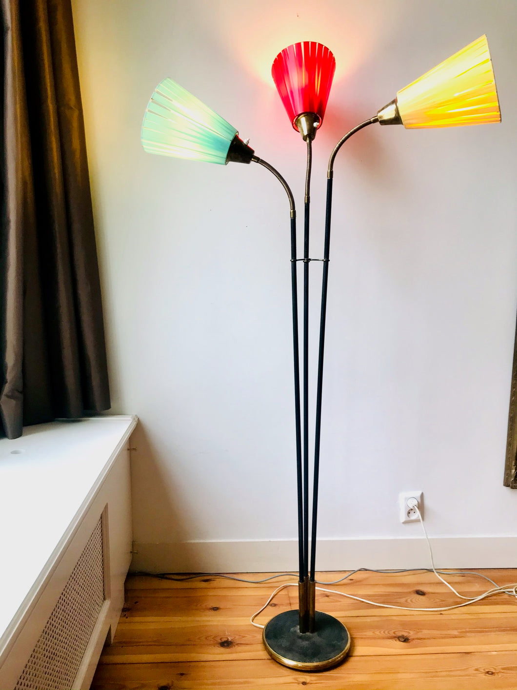 Vintage vloerlamp met drie kapjes, Zweden 1960 (369)