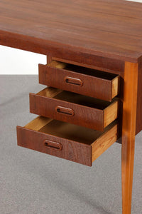 Vintage teak bureau .Zweden jaren 60 (409)