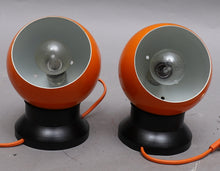 Load image into Gallery viewer, twee vintage tafellampjes 1960