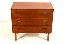 Load image into Gallery viewer, Vintage teak ladekastje Zweden 1960 (#327)