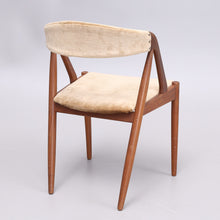 Load image into Gallery viewer, Vintage teak design stoel model 31 van Kaj Kristiansen ,Denemarken 1960 (364)