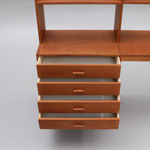 Load image into Gallery viewer, Vintage teak boekenkast jaren 60 Zweeds ontwerp (22603)