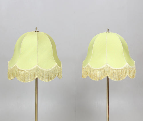 Set vintage messing vloerlampen met groene franje kap, Zweden 1950 (22528)