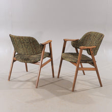 Load image into Gallery viewer, Set van twee vintage houten armstoelen, Zweden 1960 (22587)